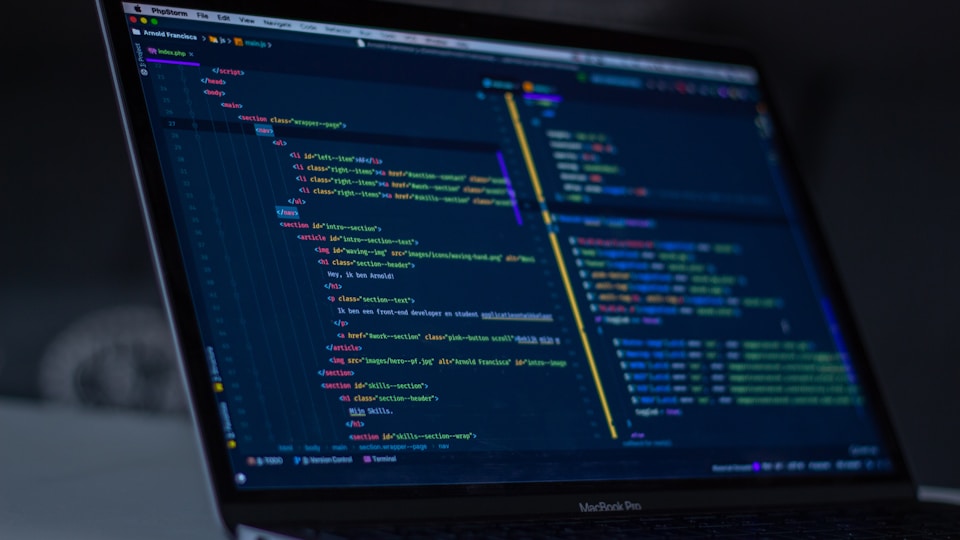 AIコーディングで生産性9割向上の裏、意図しないコード生成を防ぐ方法